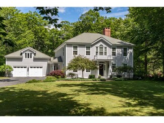 100 Central Rd, Rye, NH 03870