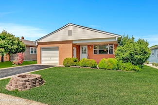 3 Virgin Islands Dr, Toms River, NJ 08757