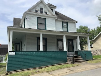 820 Field St, Fairmont, WV 26554