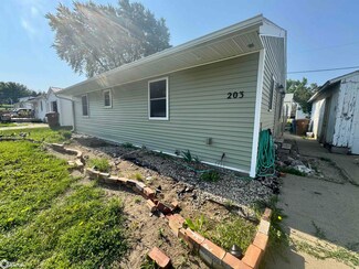 203 Oak St, Audubon, IA 50025