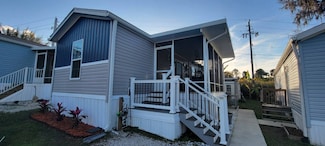 1110 N Summit St Unit D42, Crescent City, FL 32112