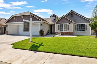 7587 N Vista Ave, Fresno, CA 93722