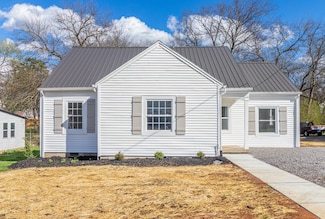 217 W End Ave N, Lewisburg, TN 37091