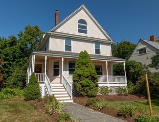 40 Highland St, Sharon, MA 02067
