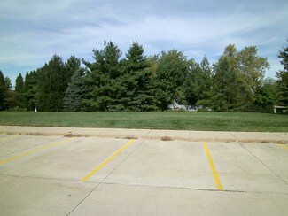2912 Crossing Ct, Champaign, IL 61822