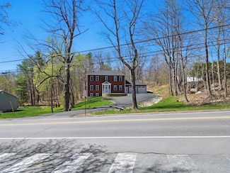 62 Winthrop St, Hallowell, ME 04347