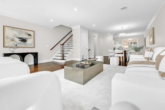 2175 Edwin Ave, Fort Lee, NJ 07024