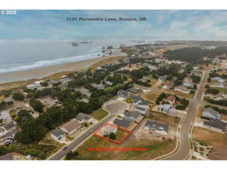 3145 Periwinkle Ln SW, Bandon, OR 97411