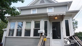 611 Hubble St, Monroe, MI 48161