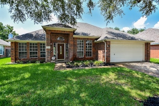 12114 Pine Brook Dr, Stafford, TX 77477
