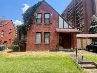 6 Manor Place, Charleston, WV 25311