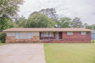 2401 11th Ave, Valley, AL 36854