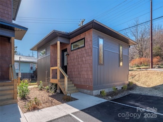 8 Leap Frog Park, Waynesville, NC 28786