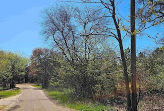 745 Mallory St, Lindale, TX 75771