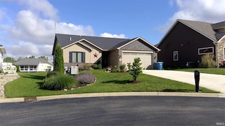 260 Ln 280c Hamilton Lake, Hamilton, IN 46742
