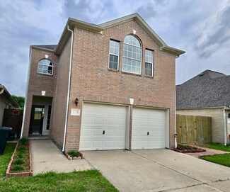 12731 Heather Landing Ln, Houston, TX 77072