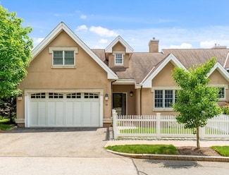 287 Langley Rd Unit 19, Newton Center, MA 02459