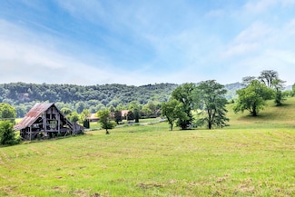 5185 Old Harding Rd, Franklin, TN 37064