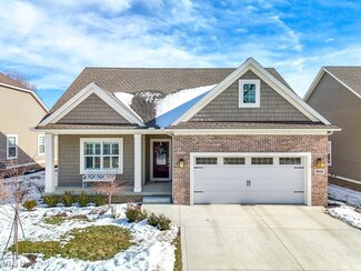 3834 Falcon Ridge Dr, Medina, OH 44256