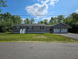 105 Pinewood Acres Rd, Bowdoin, ME 04287