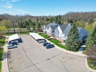 249 Brookwood Dr Unit 4, South Lyon, MI 48178
