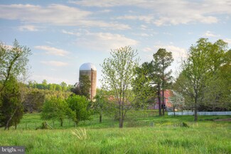 1928 Little Creek Rd, Dillwyn, VA 23936