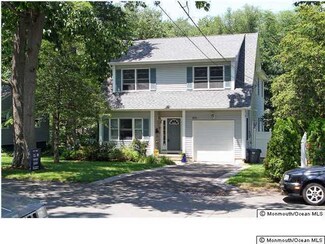 802 Pine Rd, Brielle, NJ 08730