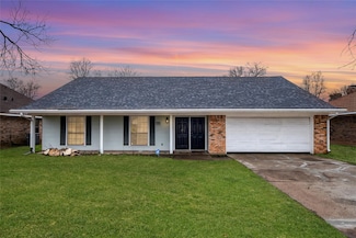 409 Summit Dr, Bossier City, LA 71111