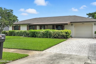 2931 Lantern Dr, South Daytona, FL 32119