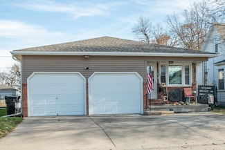 424 N 20th St, Ord, NE 68862