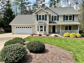 210 Wakefield Dr, Seneca, SC 29678