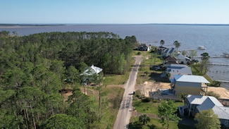 4529-4533 Bayside Dr, Milton, FL 32583