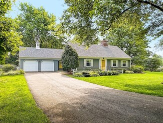 36 Sawmill Plain Rd, South Deerfield, MA 01373