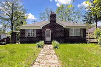 641 W Forest Ave, Decatur, IL 62522