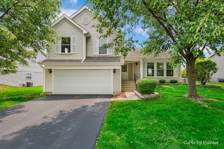 2121 Baldwin Ln, Hanover Park, IL 60133