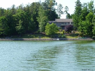 20 Strange Ct, Athens, NY 12015