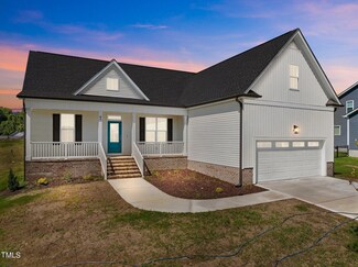 65 Diamond Creek Dr, Zebulon, NC 27597