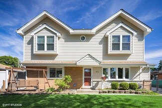 9019 Fairlane Dr, Bridgeview, IL 60455