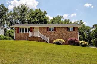624 Corbley Rd, Rossville, GA 30741