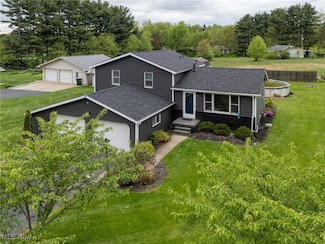 145 Walter Ave, Washingtonville, OH 44490