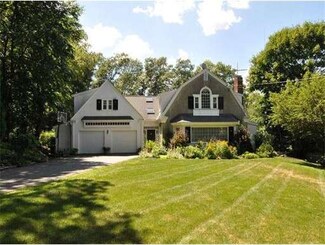 241 Upland Ave, Newton Highlands, MA 02461