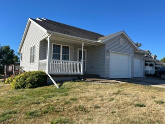 101 Kelsey Ln, Slayton, MN 56172