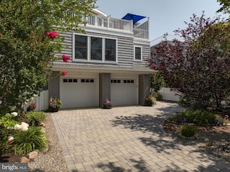 11 W 22nd St, Barnegat Light, NJ 08006