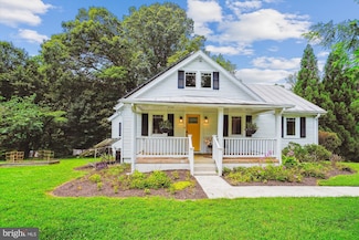 12377 Henderson Rd, Clifton, VA 20124
