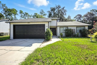 249 Quebec Ln, Jacksonville, FL 32225