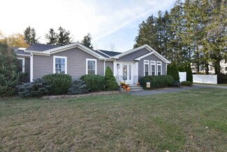 46 Maple Ave, Rutland, MA 01543