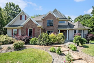 6372 Oak Ct, Berrien Center, MI 49102