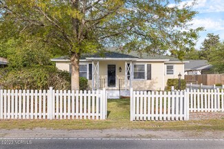112 Hawthorne Dr, Wilmington, NC 28403