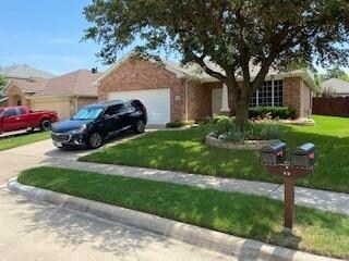 13200 Fieldstone Rd, Fort Worth, TX 76244