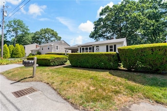 55 Wayland Trail, Narragansett, RI 02882